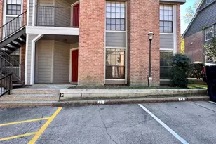 2401 Sycamore Ave, Huntsville, TX 77340 - Photo 21