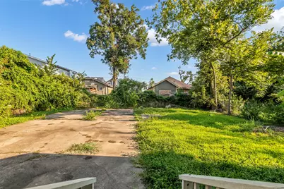 131 E 31st 1/2 Street, Houston, TX 77018 - Photo 21