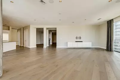 1409 Post Oak Boulevard #1602, Houston, TX 77056 - Photo 9