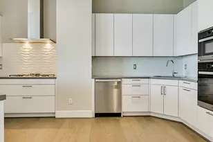 1409 Post Oak Blvd, Houston, TX 77056 - Photo 3
