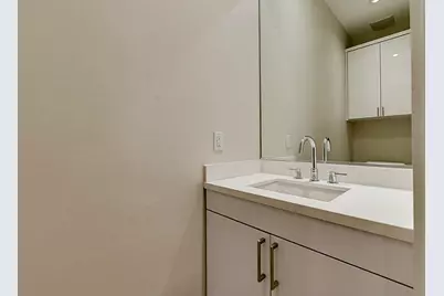 1409 Post Oak Boulevard #1602, Houston, TX 77056 - Photo 27