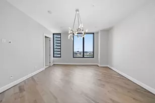 1409 Post Oak Blvd, Houston, TX 77056 - Photo 17