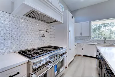 637 Bay Vista Drive, Seabrook, TX 77586 - Photo 17