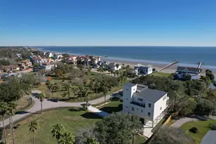 637 Bay Vista Dr, Seabrook, TX 77586 - Photo 7