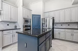 8411 Middle Canyon Rd, Katy, TX 77494 - Photo 25