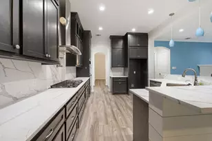 11715 Creek View Ln, Conroe, TX 77385 - Photo 17