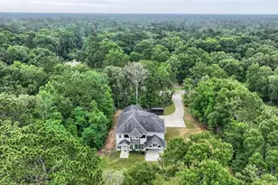 11715 Creek View Ln, Conroe, TX 77385 - Photo 5