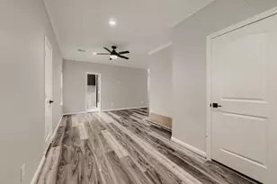 11715 Creek View Ln, Conroe, TX 77385 - Photo 21