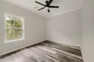 11715 Creek View Ln, Conroe, TX 77385 - Photo 31
