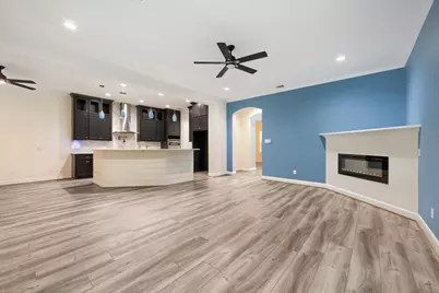 11715 Creek View Lane, Conroe, TX 77385 - Photo 11