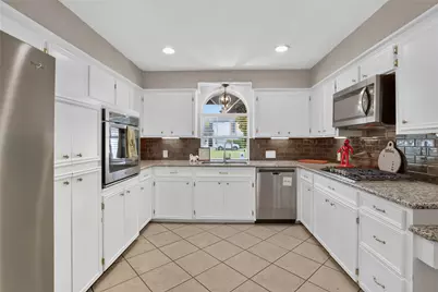 5451 Appleblossom Lane, Friendswood, TX 77546 - Photo 23
