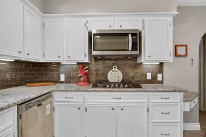 5451 Appleblossom Lane, Friendswood, TX 77546 - Photo 27