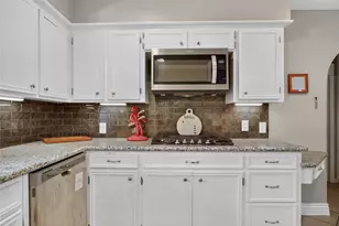 5451 Apple Blossom Ln, Friendswood, TX 77546 - Photo 27