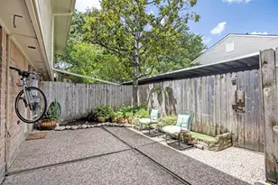 12941 Trail Hollow Dr, Houston, TX 77079 - Photo 21