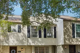 12941 Trail Hollow Dr, Houston, TX 77079 - Photo 3
