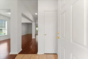 235 Doncaster St, Conroe, TX 77303 - Photo 5