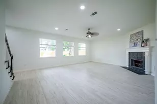 10122 Duchamp Dr, Houston, TX 77036 - Photo 11
