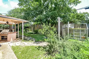 7003 Blandford Ln, Houston, TX 77055 - Photo 39