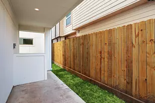 5422 Darling St, Houston, TX 77007 - Photo 25