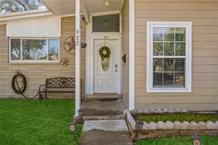 922 Gilpin St, Houston, TX 77034 - Photo 3