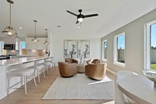 15122 Cibolo Ln, Baytown, TX 77523 - Photo 9