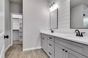 302 Gaines St, Brazoria, TX 77422 - Photo 11