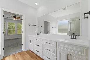 6048 Heritage Creek Ln, Conroe, TX 77304 - Photo 21