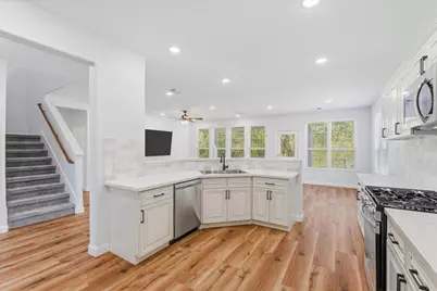 6048 Heritage Creek Lane, Conroe, TX 77304 - Photo 13