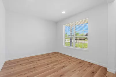 6048 Heritage Creek Lane, Conroe, TX 77304 - Photo 7