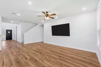 6048 Heritage Creek Lane, Conroe, TX 77304 - Photo 11