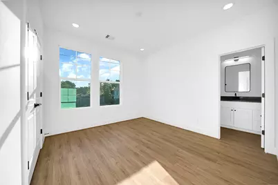 7819 Colonial Lane, Houston, TX 77051 - Photo 23
