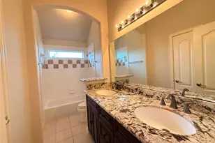 2144 Brittany Colony Dr, League City, TX 77573 - Photo 9