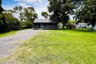 406 Clear Lake Rd, Highlands, TX 77562 - Photo 25