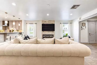 9619 Brandon Rock Lane, Houston, TX 77044 - Photo 25