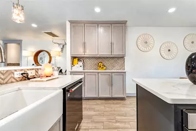 9619 Brandon Rock Lane, Houston, TX 77044 - Photo 13