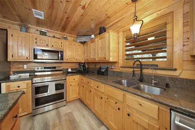 20 Hillsborough Drive, Huntsville, TX 77340 - Photo 19