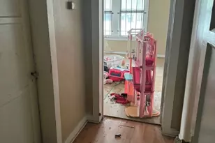 3017 Retta St, Houston, TX 77026 - Photo 7