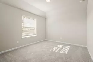 3206 La Rambla Dr, Houston, TX 77047 - Photo 11