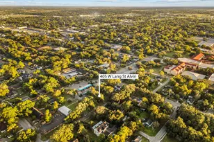 405 W Lang St, Alvin, TX 77511 - Photo 1