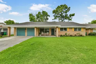 315 S Ravenhead Dr, Houston, TX 77034 - Photo 1