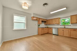315 S Ravenhead Dr, Houston, TX 77034 - Photo 15