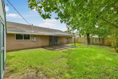 315 Ravenhead Drive, Houston, TX 77034 - Photo 31