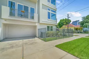 1703 White St, Houston, TX 77007 - Photo 3