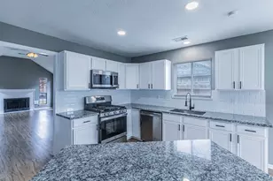 2510 N Rim Dr, Houston, TX 77067 - Photo 11