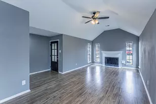 2510 N Rim Dr, Houston, TX 77067 - Photo 5