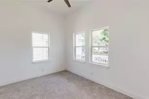 3808 Avenue L, Galveston, TX 77550 - Photo 9