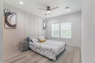 890 Lucky St, Houston, TX 77088 - Photo 29