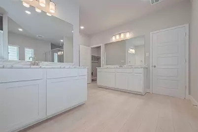 8917 Grovner Place, Houston, TX 77055 - Photo 21