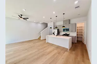 1416 Buescher Drive, Houston, TX 77043 - Photo 19
