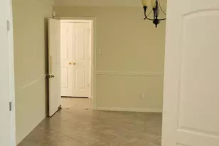 3902 Breaux Bridge Ln, Sugar Land, TX 77479 - Photo 3